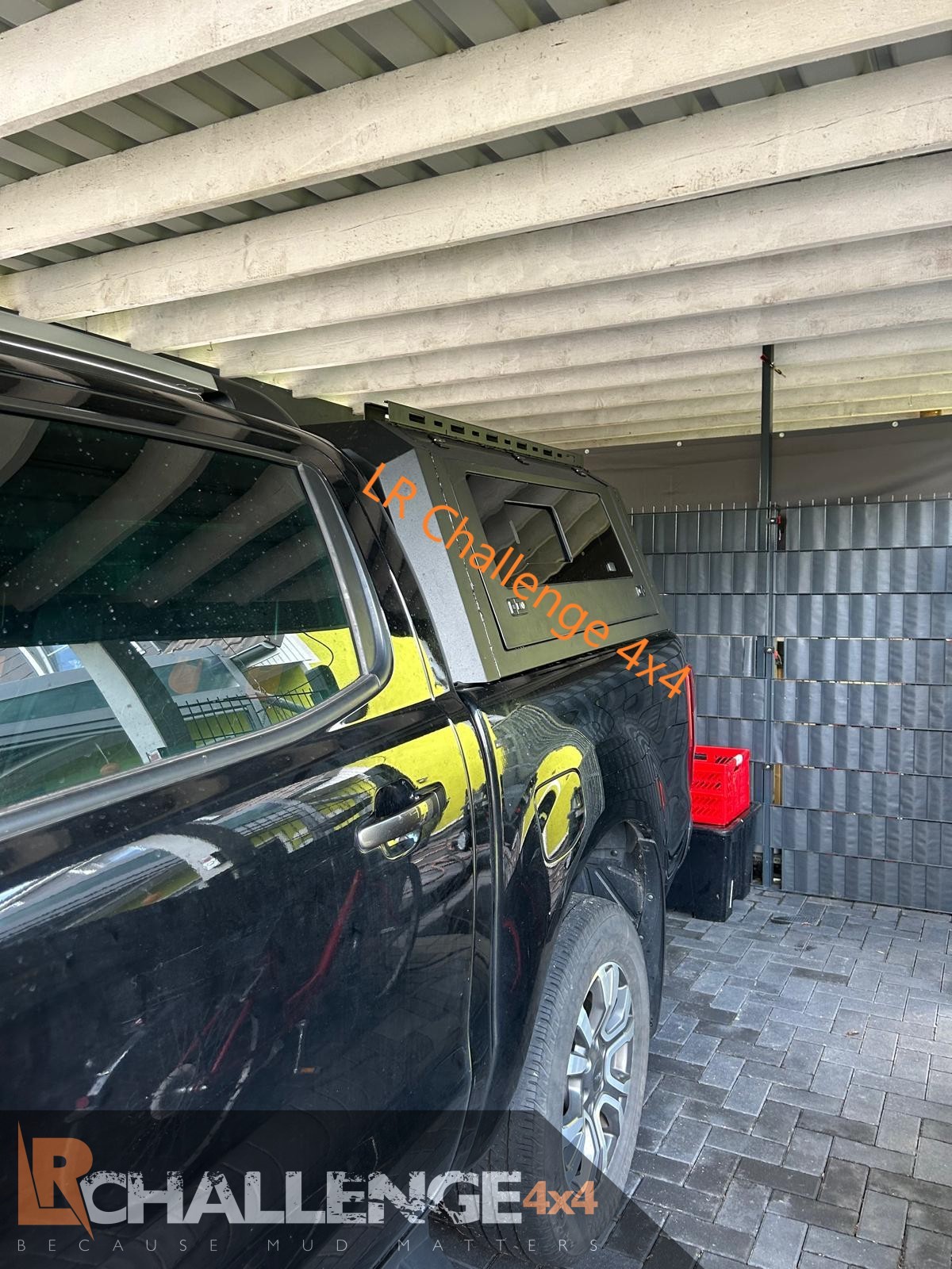 Heavy duty rear canopy with Glass Side windows hardtop to fit the Ranger T6 T7 T8 2012 – 2022 Glazed