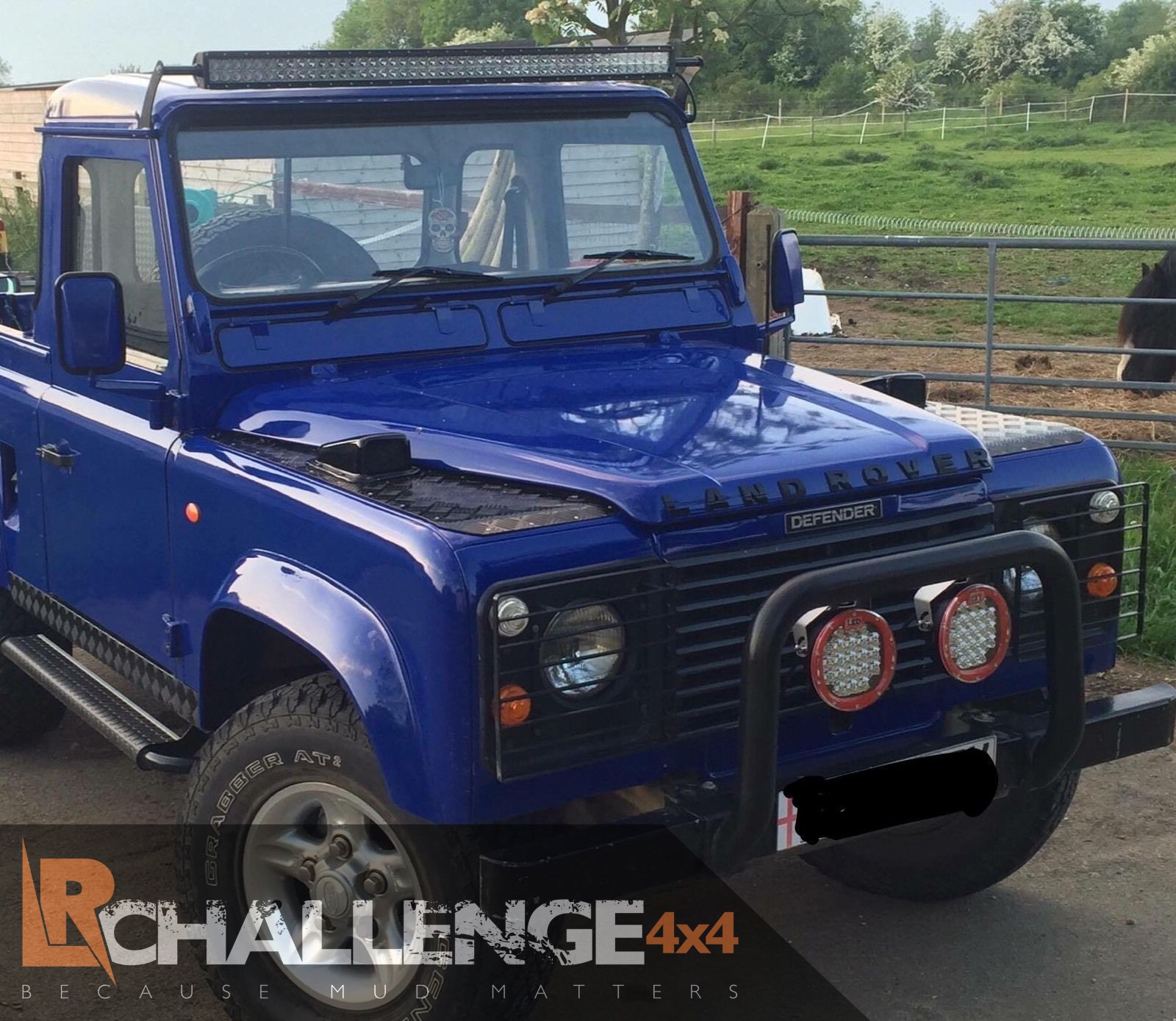 52'' LED Light Bar full set up to Fit Land Rover Defender Inc mounts, bar &  Wiring Loom - LR Challenge